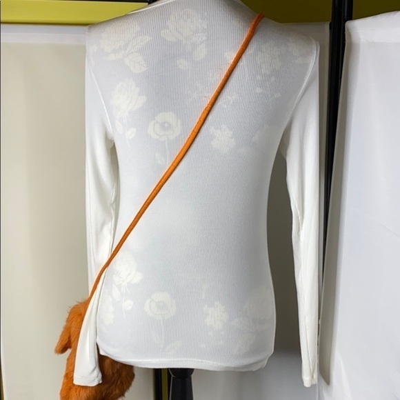 Wilsons Leather Maxima Orange Rabbit Crossbody Bag - Picture 12 of 12